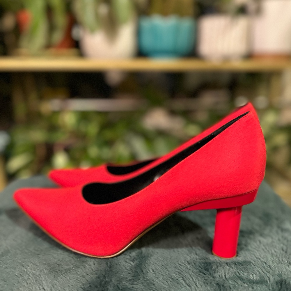 Tibi Zo Crepe Pump Red